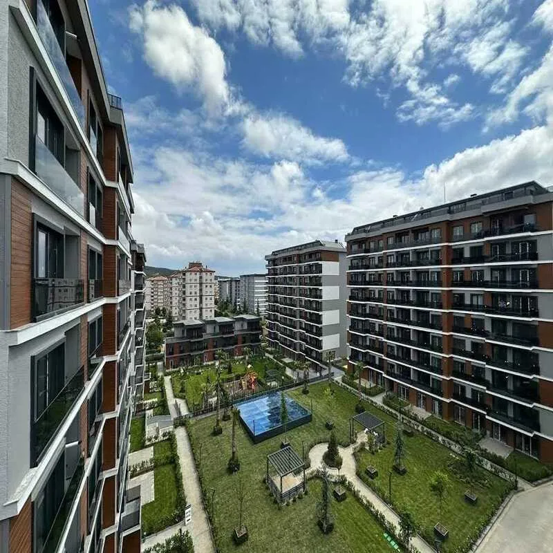 دمير قاردن بنديك مسبح ومرافق